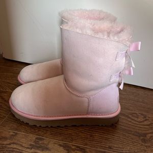 Uggs light pink boots